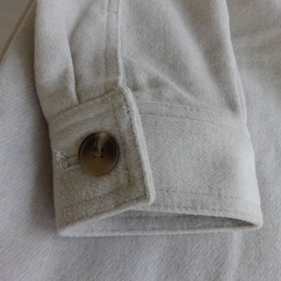 Old Navy women's utility Shacket size M, cream color button front & sleeves NWT - Picture 10 of 14